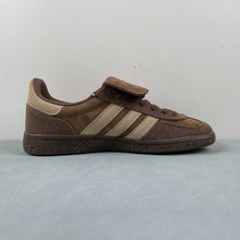 Cargar imagen en el visor de la galería, Adidas Handball Spezial Brown Beige Gum5 IH7299
