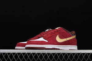 SB Dunk Low Pro Anchorman Team Red Metallic Gold 304292-672