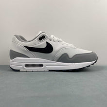 Cargar imagen en el visor de la galería, Air Max 1 Essential White Pure Platinum Black FZ5808-102
