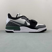 Cargar imagen en el visor de la galería, Air Jordan Legacy 312 Low Oxidized Green CD7069-131
