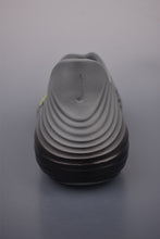 Cargar imagen en el visor de la galería, Nike ReactX Rejuven8 Black Volt Cool Grey HV5060-003
