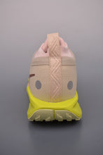 Cargar imagen en el visor de la galería, Nike Reactx Pegasus Trail 5 GTX Beige Yellow FQ9912-101
