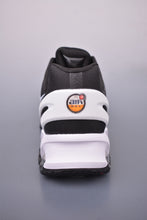 Cargar imagen en el visor de la galería, Air Max Dn8 Black and White FQ7860-037

