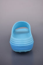 Cargar imagen en el visor de la galería, Nike ReactX Rejuven8 Slide Dusty Cactus Metallic Silver Game Royal HV4479-300
