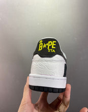 Cargar imagen en el visor de la galería, BAPE Sk8 STA White Black
