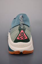 Cargar imagen en el visor de la galería, Nike ACG Zegama Lake Green Pink HV8113-300

