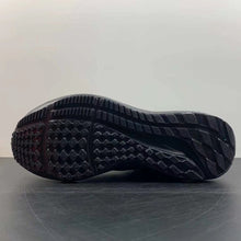 Cargar imagen en el visor de la galería, Air Zoom Pegasus 39 Black DH4071-006
