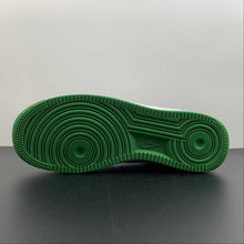 Cargar imagen en el visor de la galería, Air Force 1 Low West Indies White Classic Green DX1156-100

