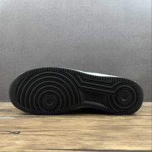 Cargar imagen en el visor de la galería, Air Force 1 07 Low QS White Black CT7875-995
