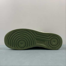 Cargar imagen en el visor de la galería, Air Force 1 Low NAI-KE Sail Gorge Green Pistachio FN0369-100
