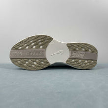 Cargar imagen en el visor de la galería, Nike ZoomX Pegasus PLUS Sail Orewood Anthracite FQ7261-800
