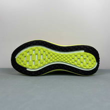 Cargar imagen en el visor de la galería, Nike Zoom Vomero PLUS Fluorescent Green Orange HV8150-800
