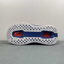 Cargar imagen en el visor de la galería, Nike Vomero Premium NYC Marathon Orange Blue HQ2050-737
