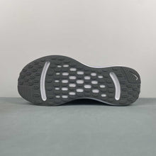 Cargar imagen en el visor de la galería, Nike Journey Run Cool Grey White Royal Pulse Metallic Red Bronze FJ7765-004
