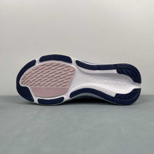 Cargar imagen en el visor de la galería, Air Zoom Pegasus 42 Bleached Lilac Blue Void IB1881-500
