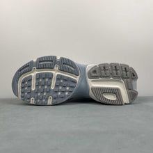 Cargar imagen en el visor de la galería, Nike V2k Run White Sky Blue Silver FD0736-009
