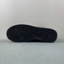 Cargar imagen en el visor de la galería, Air Force 1 07 Low Black White Silver CW2288-016
