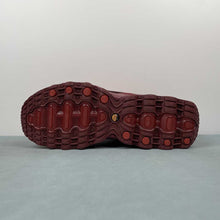 Cargar imagen en el visor de la galería, Air Max Dn8 University Red Black Team Red HF5509-600
