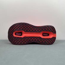 Cargar imagen en el visor de la galería, Nike Vomero Premium Dk Orange Plum Red FN8453-016
