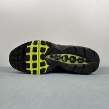 Cargar imagen en el visor de la galería, Air Max 95 Volt Black Volt-Anthracite-Cool Grey 307960-002
