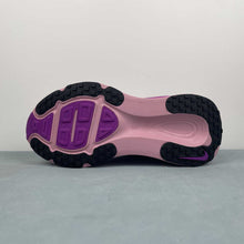 Cargar imagen en el visor de la galería, Nike Zoom Vomero 18 Summit White Elemental Pink Red Plum Black HM6804-105
