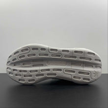 Cargar imagen en el visor de la galería, Adidas Nite Jogger Boost Cloud White Metallic Silver FX6171
