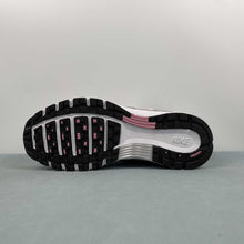 Cargar imagen en el visor de la galería, Nike P-6000 White Elemental Pink Black Metallic Silver BV1021-108
