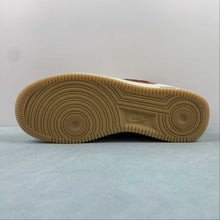 Cargar imagen en el visor de la galería, Air Force 1 07 Low Dragon Brown Red Metallic Gold LN6239-840
