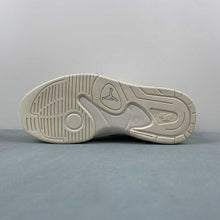 Cargar imagen en el visor de la galería, Air Jordan Stadium 90 Sail Sandstone Cream DX4397-110
