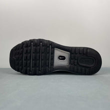 Cargar imagen en el visor de la galería, Nike Air Max 2013 Metallic Silver Black HQ3025-001
