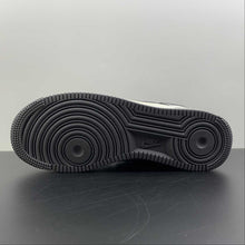 Cargar imagen en el visor de la galería, Air Force 1 07 Low Wolf Gray &amp; White CW2288-866
