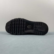 Cargar imagen en el visor de la galería, Nike Air Max 2013 Triple Black FJ3156-010
