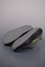 Cargar imagen en el visor de la galería, Nike ReactX Rejuven8 Black Volt Cool Grey HV5060-003
