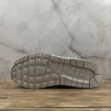 Cargar imagen en el visor de la galería, Air Max 1 City Pack London Smoke Grey Valerian Blue CV1639-001
