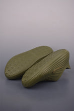 Cargar imagen en el visor de la galería, Nike ReactX Rejuven8 Medium Olive HV5060-201
