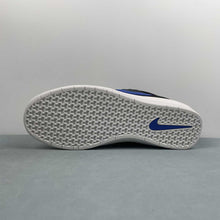 Cargar imagen en el visor de la galería, SB Force 58 Black Anthracite Summit White Hyper Royal DV5477-004
