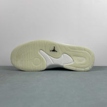 Cargar imagen en el visor de la galería, Air Jordan Stadium 90 Whie Black HV4092-100
