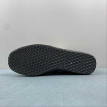Cargar imagen en el visor de la galería, Adidas Gazelle Foot Industry Leather White Brown IG1895
