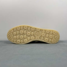 Cargar imagen en el visor de la galería, Adidas Gazelle Indoor Off White Focus Blue Warm Vanilla JH5419
