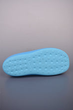 Cargar imagen en el visor de la galería, Nike ReactX Rejuven8 Slide Dusty Cactus Metallic Silver Game Royal HV4479-300
