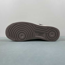 Cargar imagen en el visor de la galería, Air Force 1 07 Mid LV Off White Grey Brown DQ7688-300
