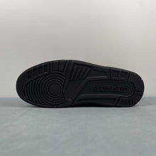 Cargar imagen en el visor de la galería, Jordan Courtside 23 Triple Black AR1000-001
