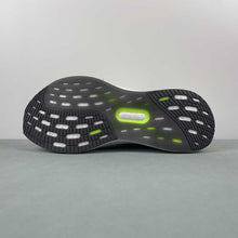 Cargar imagen en el visor de la galería, Adidas Ultra Boost 5X Grey Fluorescent Green IH3108
