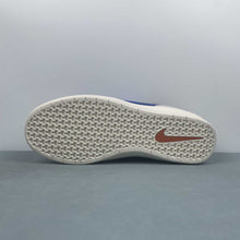 Cargar imagen en el visor de la galería, SB Force 58 Light Orewood Brown Racer Blue DV5477-011

