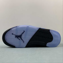 Cargar imagen en el visor de la galería, Air Jordan 5 Retro UNC University Blue Black White DV1310-401
