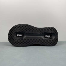 Cargar imagen en el visor de la galería, Nike Vomero Premium All Black White FN8453-004
