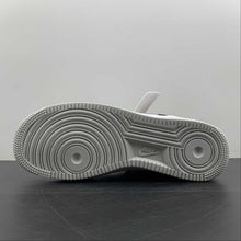 Cargar imagen en el visor de la galería, Air Force 1 Low Golden Toothbrush FD9065-100
