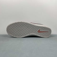 Cargar imagen en el visor de la galería, SB Force 58 Flt Silver Taupe Grey Dark DV5477-010
