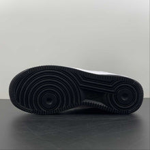 Cargar imagen en el visor de la galería, Air Force 1 Low White Black DR9867-102
