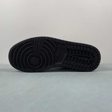 Cargar imagen en el visor de la galería, Air Jordan 1 Low LV Off White Black WG8850-006
